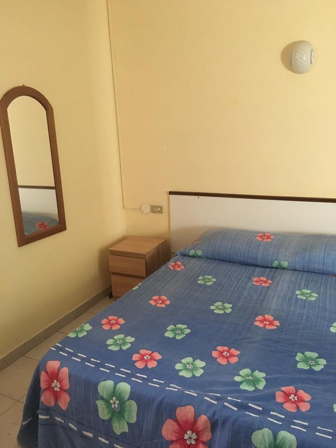 B&B Baia Dello Stretto Gallico Marina Екстериор снимка