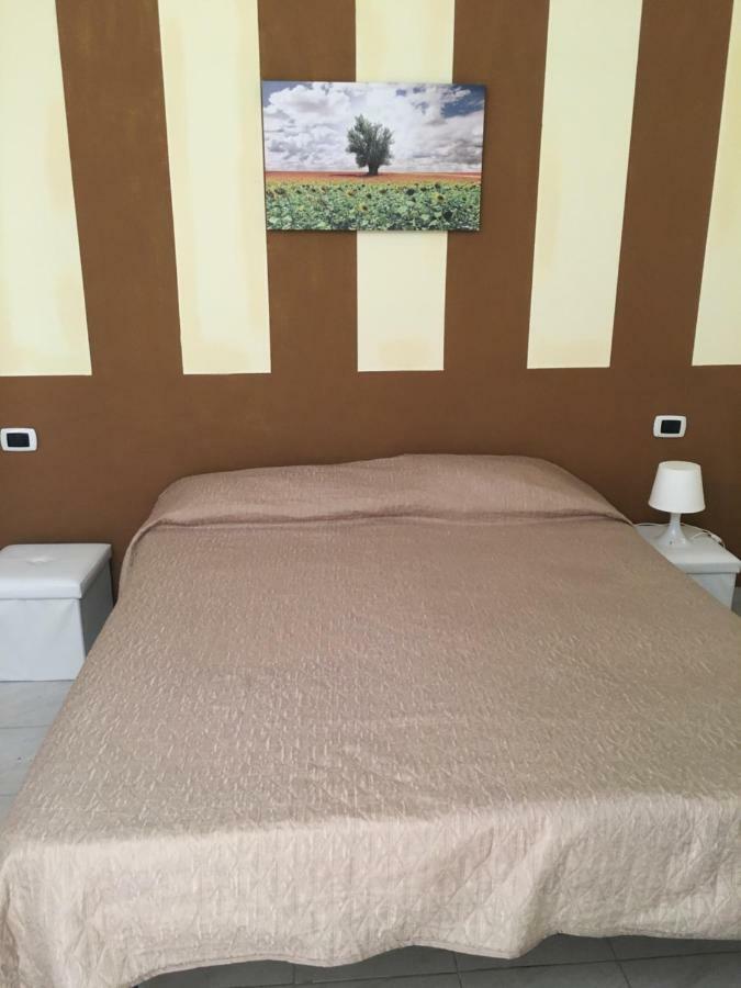 B&B Baia Dello Stretto Gallico Marina Екстериор снимка