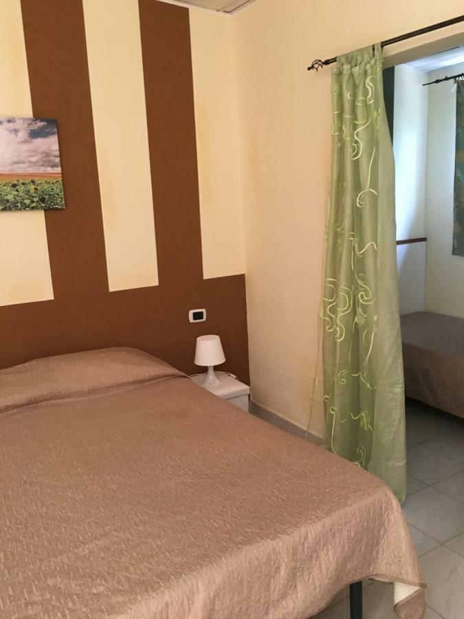 B&B Baia Dello Stretto Gallico Marina Екстериор снимка